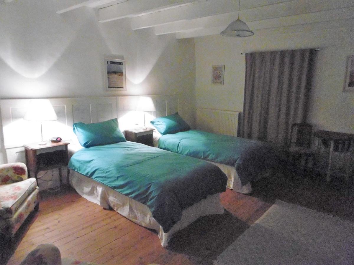 Bed and Breakfast La Bicyclette Bleue Montpinchon Екстер'єр фото